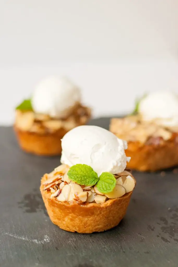 Muffin tin almond tart