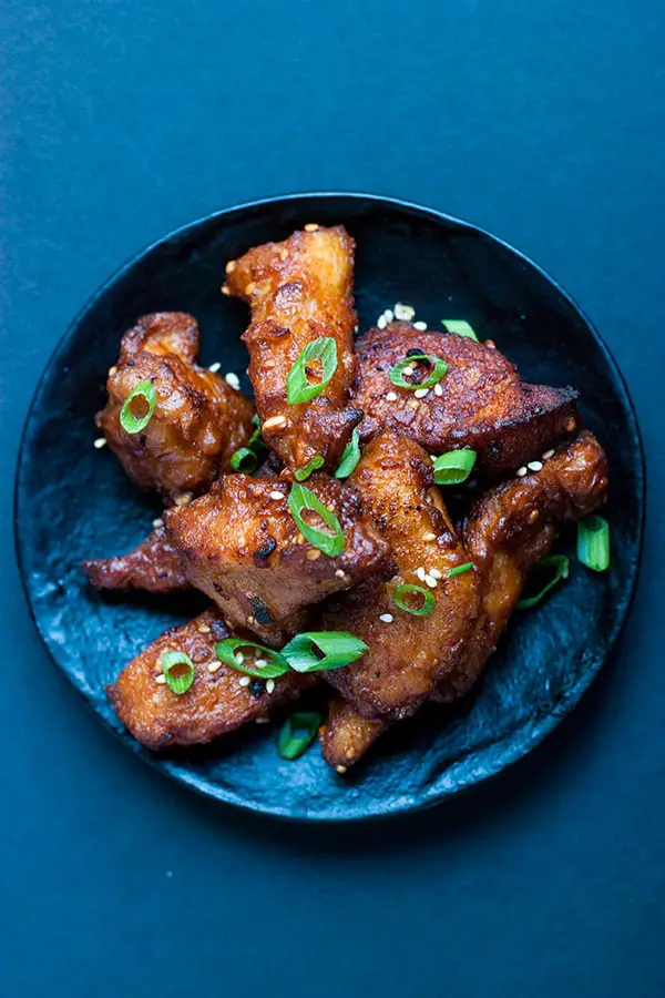 Hawaiian Mochiko Chicken-Mochiko Chicken Is A Popular Hawaiian Dish, Where Bite Sized Pieces Of Chicken Are Marinated In A Sweet And Salty Sauce, And Fried To Perfection!