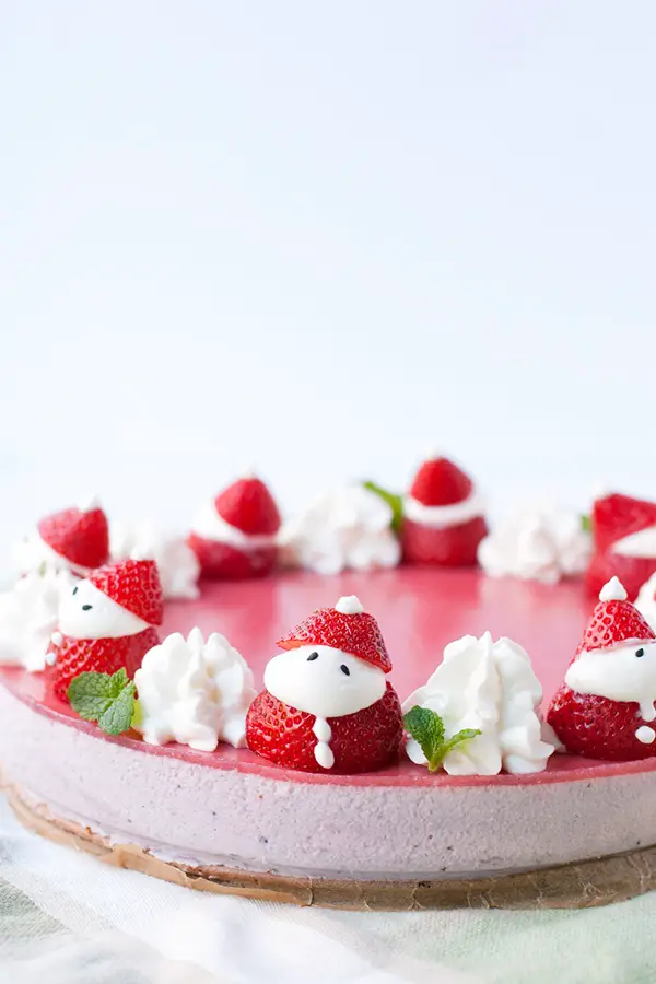 Strawberry Mousse Cake