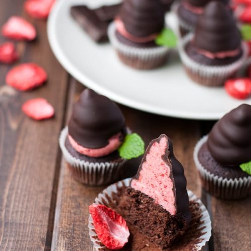 &Quot;Chocolate Dipped Strawberry&Quot; Hi-Hat Cupcakes- A Play On The Classic Romantic Treat, The Buttercream Uses Freeze Dried Strawberries To Get Its Beautiful Pink Hue And Intense Strawberry Flavor.