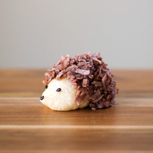 These adorable hedgehog cookies are topped with chocolate coconut spines, and will be sure to delight kids and adults alike. 